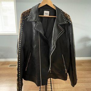 Faux Leather Cheetah Print Jacket
